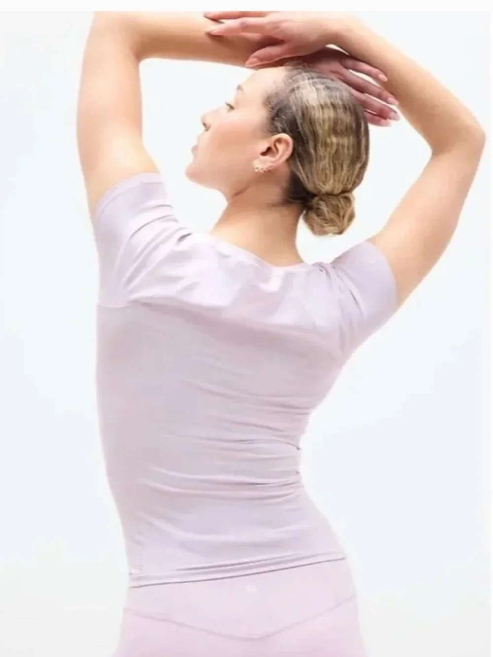 Transcend Scoop Tee. Large. Lilac Sky - Picture 2 of 9